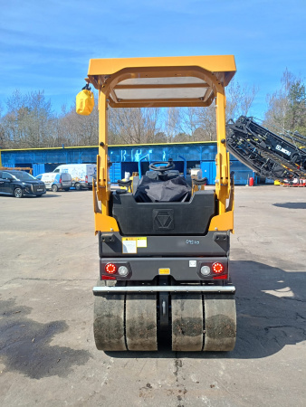Тротуарный каток пятого поколения XD140VT 